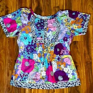 Koi Scrub Top Size Medium